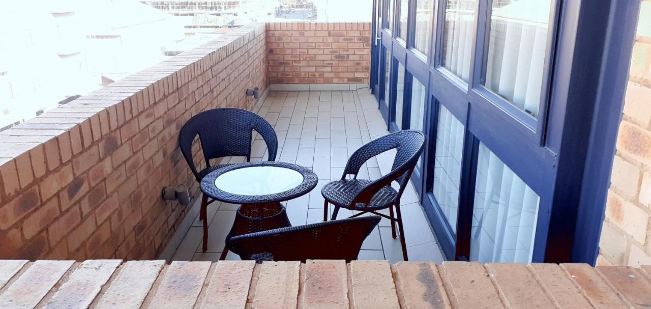 Alcazaba Hotel Johannesburg Exterior foto